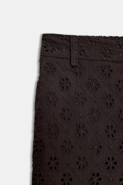 Pantalon-culotte à broderies ajourées