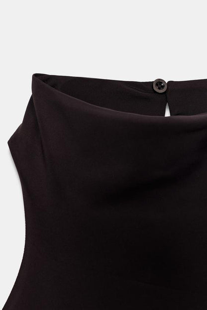 Robe dos-nu en dentelle
