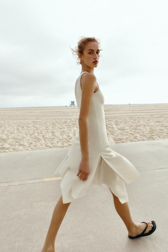 Robe contrastée dos-nu