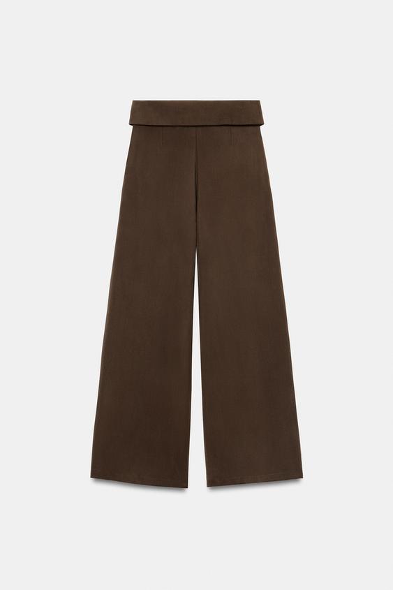Pantalon à pinces et taille rabattue