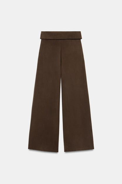Pantalon à pinces et taille rabattue