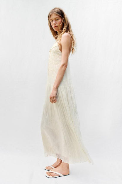 Robe nuisette brodée