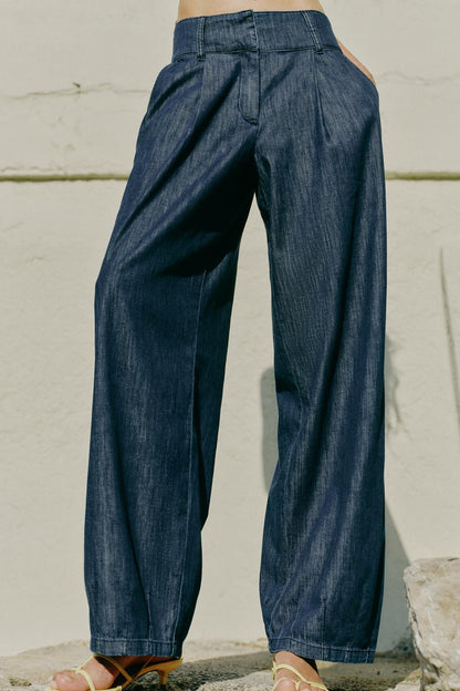 Pantalon coupe barrel à pinces