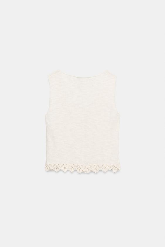 Top en maille à bas crocheté