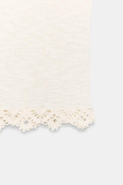 Top en maille à bas crocheté