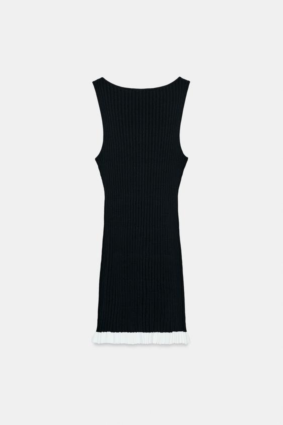 Robe courte en maille côtelée