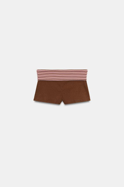 Short mini à taille rayée