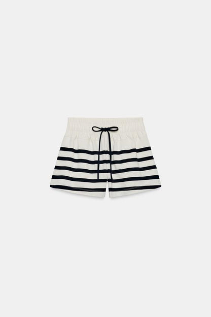 Short à rayures