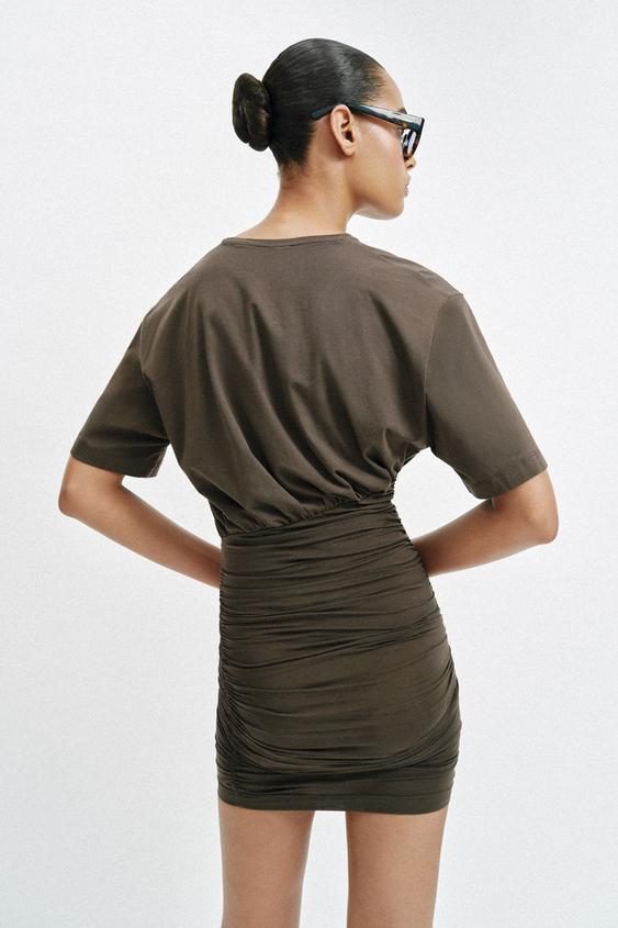 Robe courte drapée