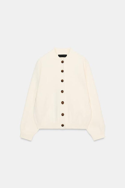 Veste en maille à bouton contrasté