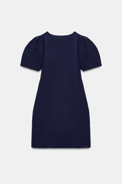 Robe courte en maille à manches bouffantes