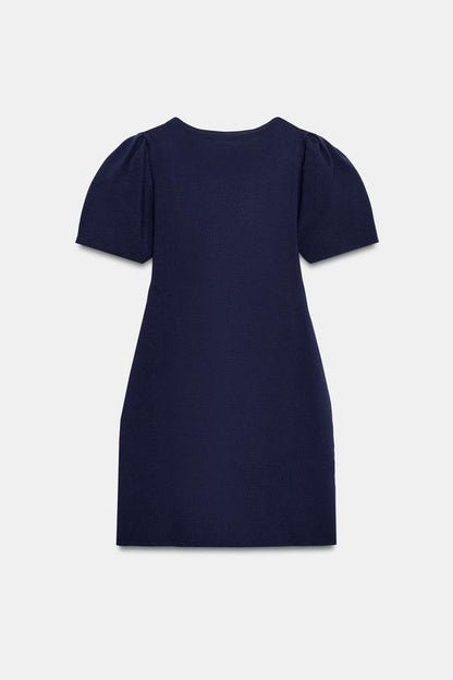 Robe courte en maille à manches bouffantes