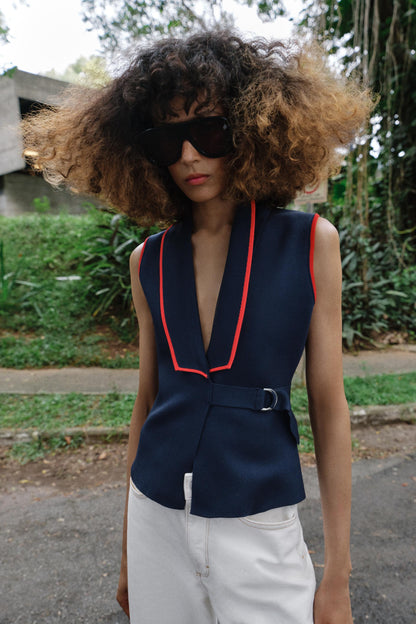 Gilet croisé à boucles