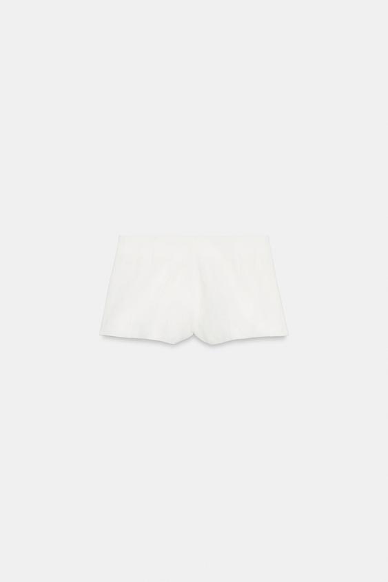 Short en ramie à boutons