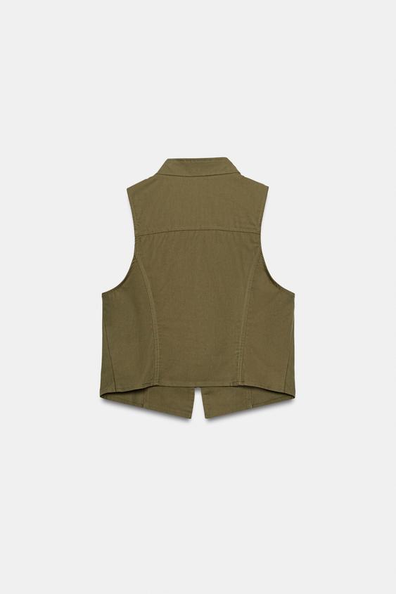 Gilet à fermeture zippée et boutons