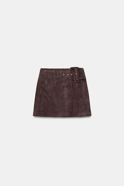 Jupe mini effet suédine à boucle