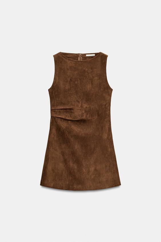 Robe courte effet suédine