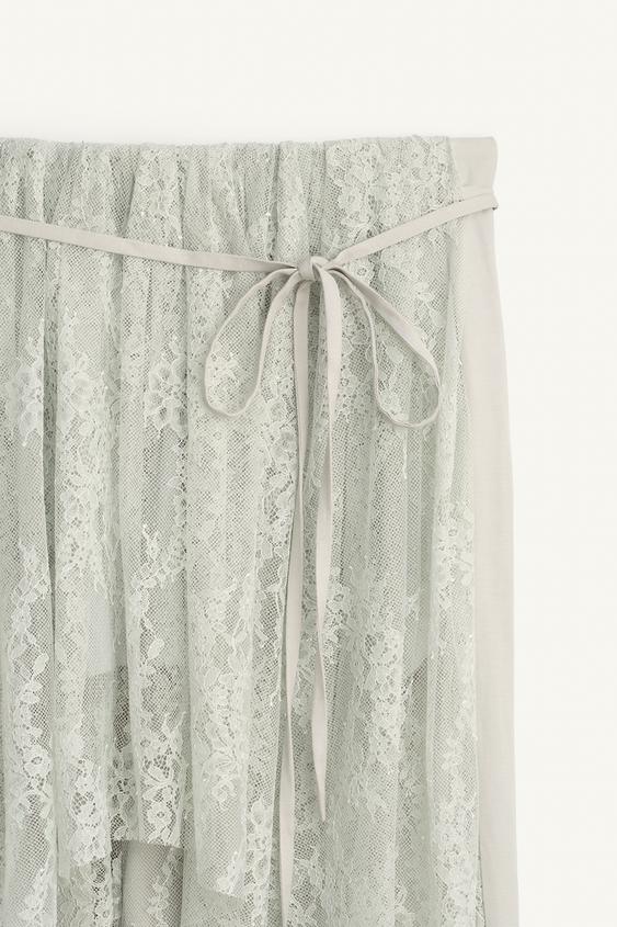 Pantalon contrasté en dentelle Édition limitée