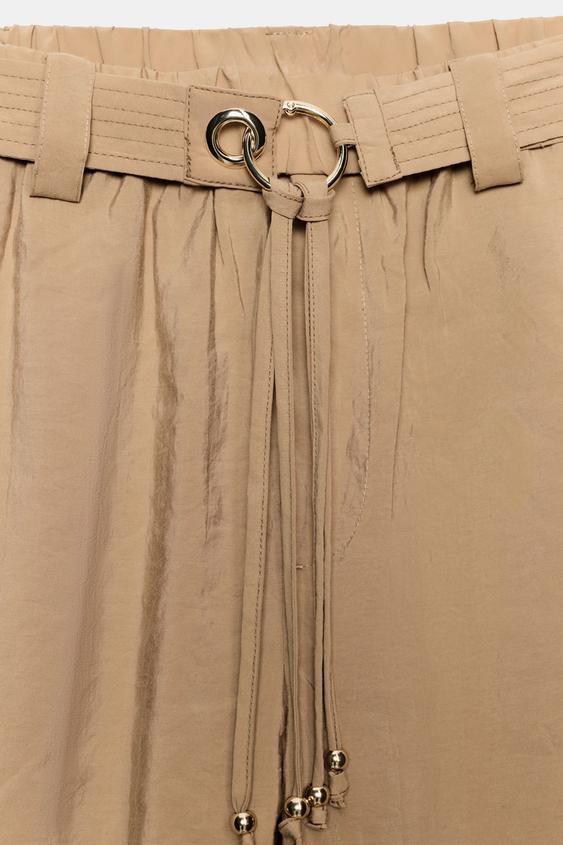 Pantalon droit avec ceinture