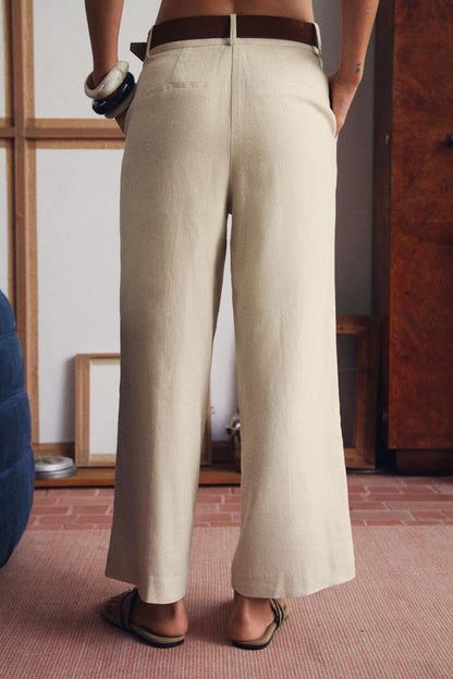 Pantalon-culotte en lin avec ceinture