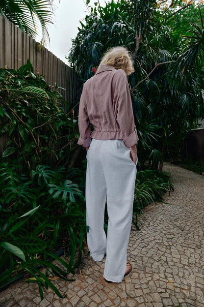 Veste courte à manches retroussées