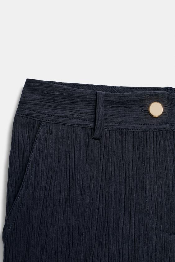 Pantalon droit effet froissé
