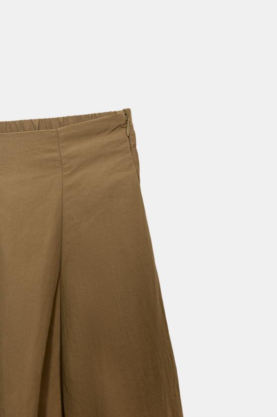 Jupe midi en nylon