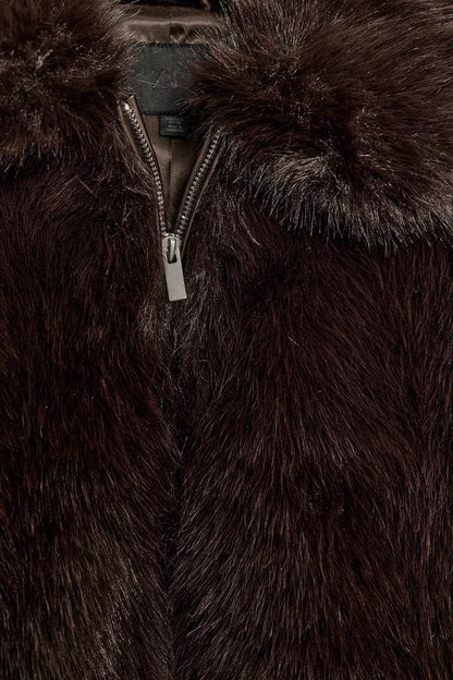 Manteau court effet fourrure