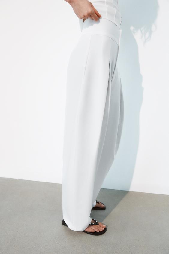 Pantalon coupe ballon à plis