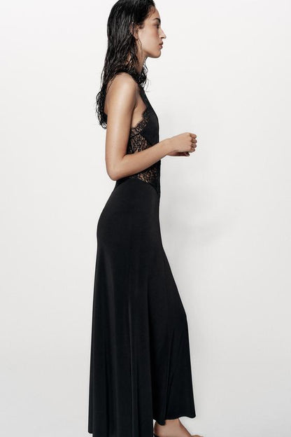 Robe nuisette en dentelle