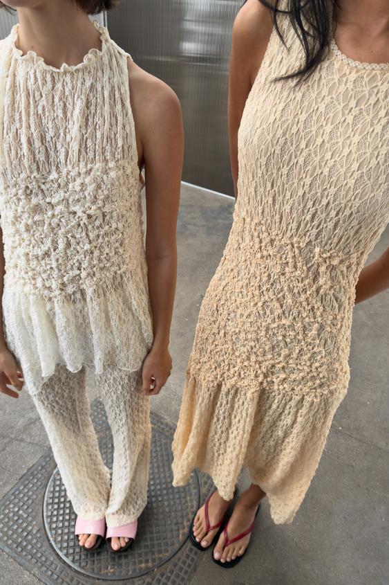 Robe midi en dentelle à fronces
