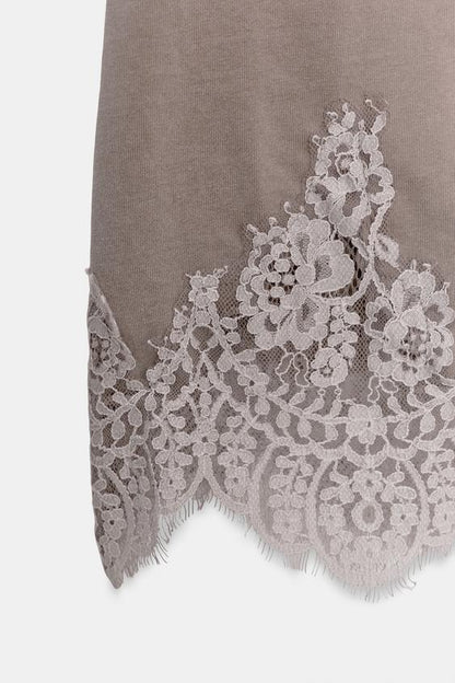 Jupe effet délavé contrastée en dentelle