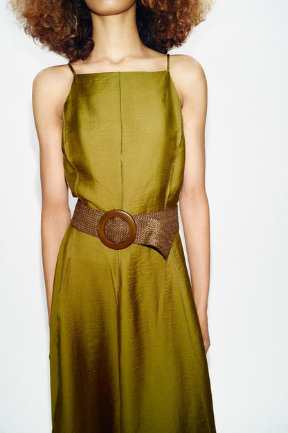 Robe midi avec ceinture