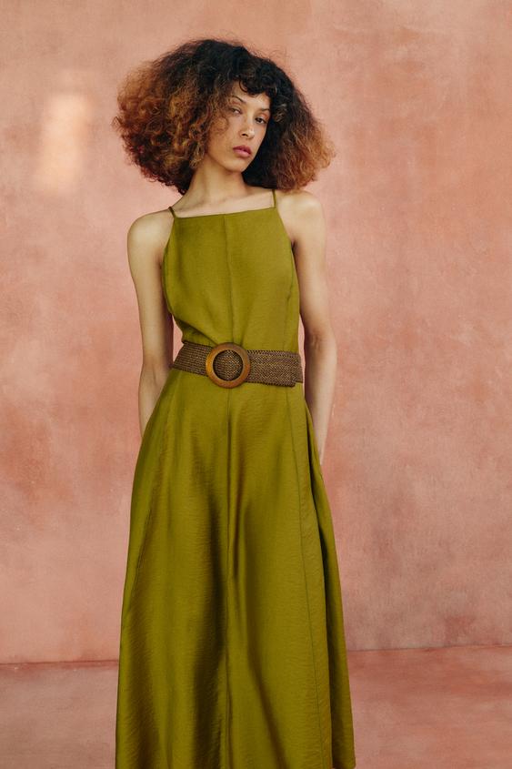 Robe midi avec ceinture