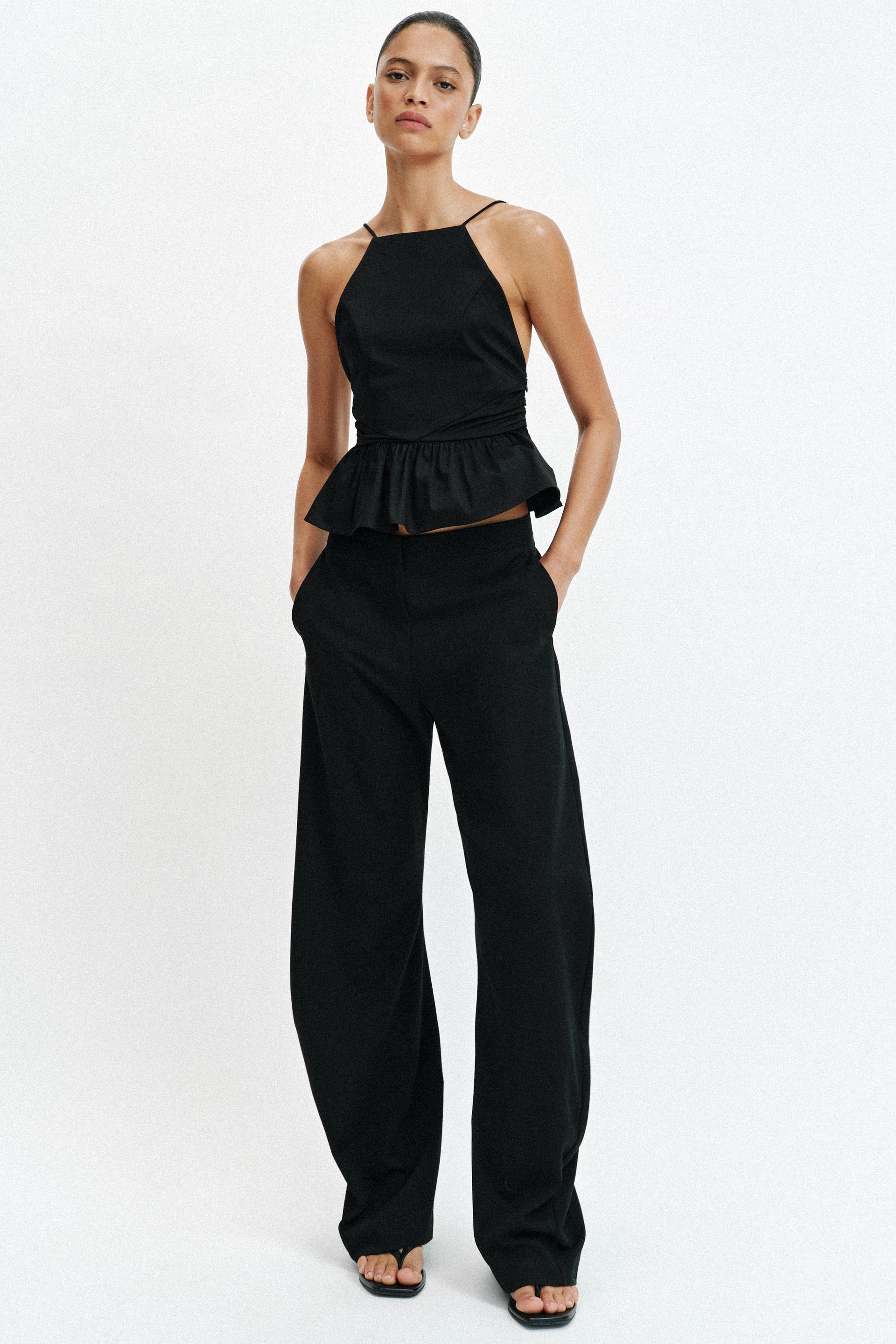 Top dos-nu peplum