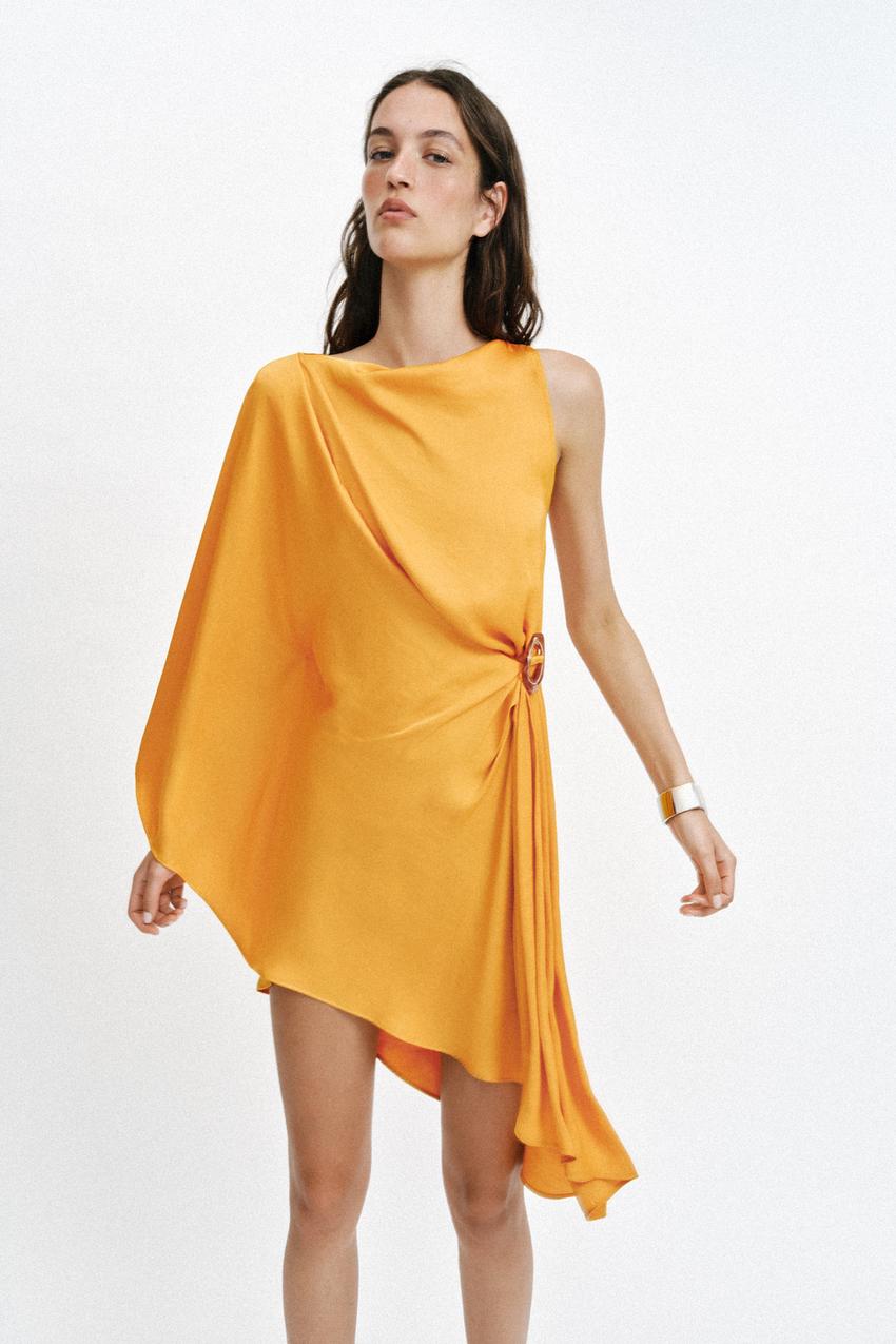 Robe asymétrique à boucle