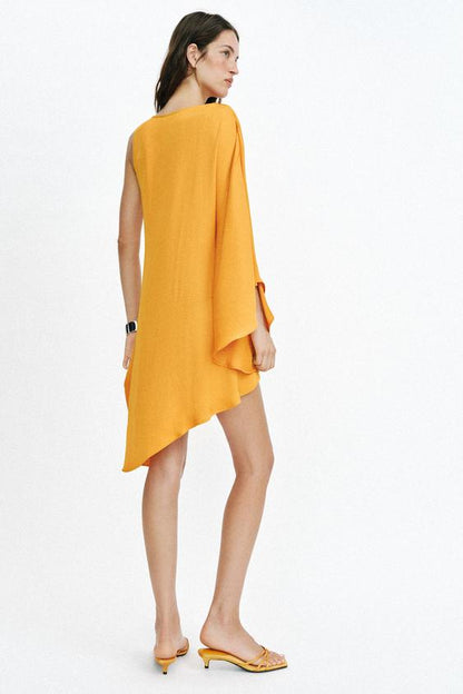 Robe asymétrique à boucle