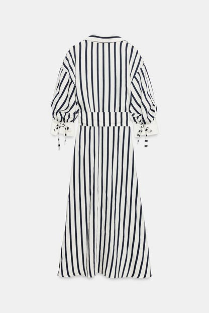 Robe midi à rayures avec ceinture