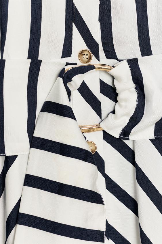 Robe midi à rayures avec ceinture