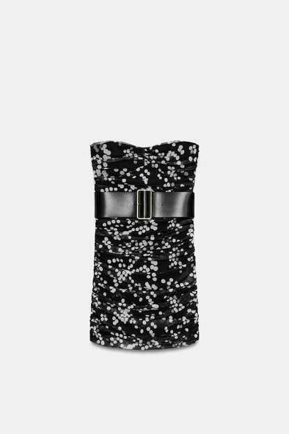 Robe à pois avec ceinture