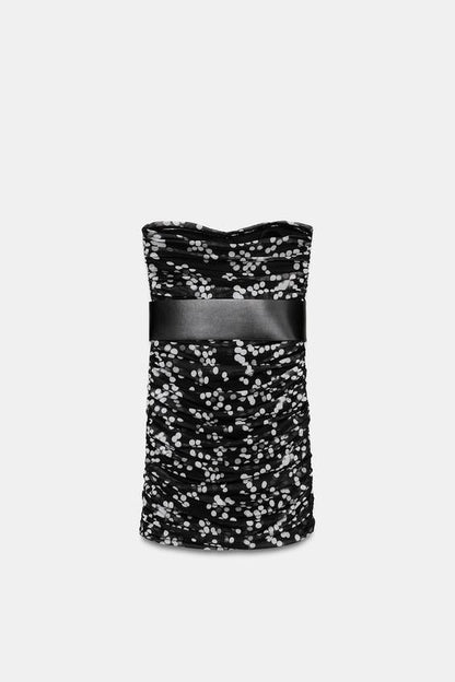 Robe à pois avec ceinture