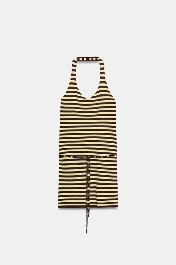 Robe dos-nu à rayures avec ceinture