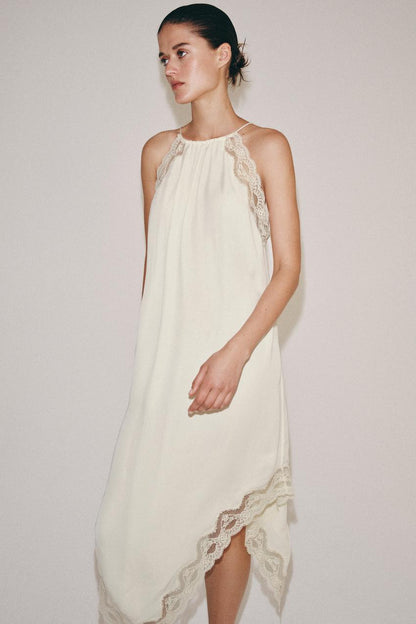 Robe contrastée en dentelle ZW Collection