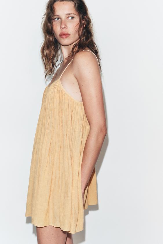 Robe mini texturée à volume