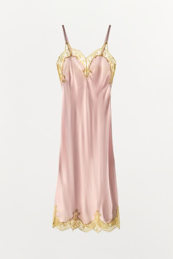 Robe midi satinée en dentelle