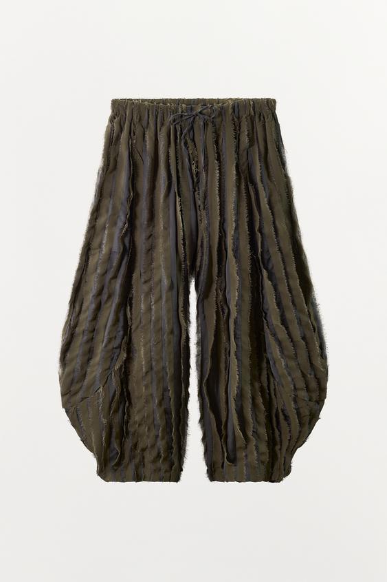 Pantalon large contrasté