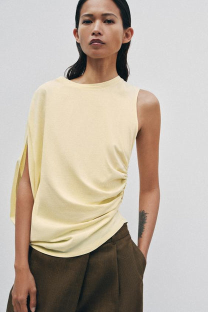 Top asymétrique drapé