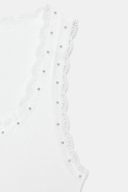 Top à perles en dentelle