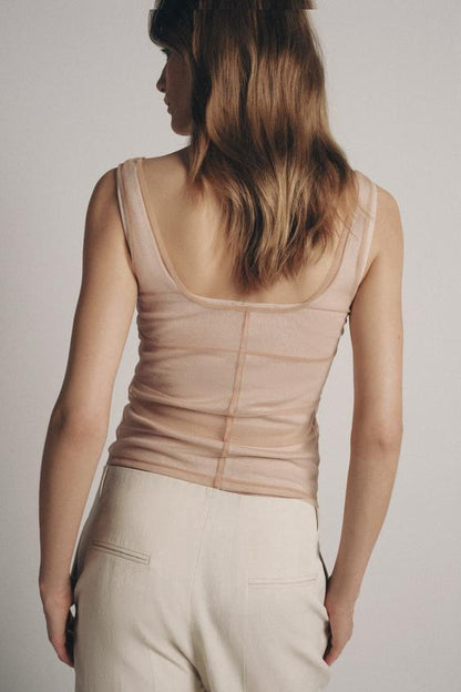 Top en tulle à coutures apparentes
