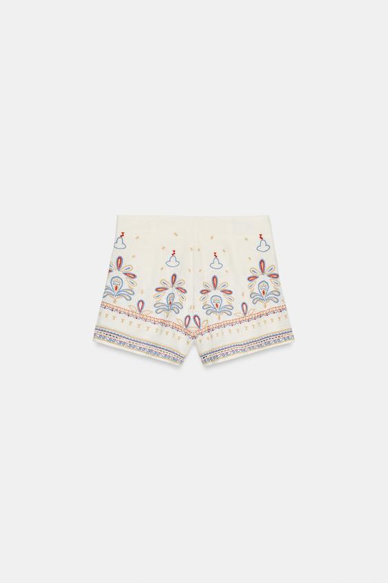 Short brodé